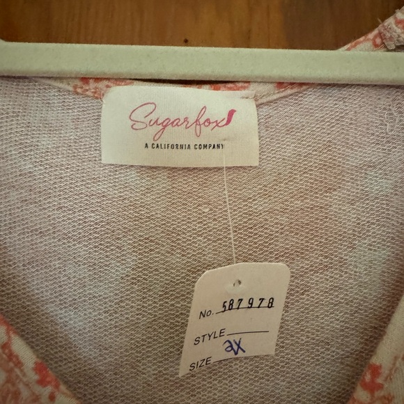 NWT Sugarfox Pink Floral Blouse - Picture 3 of 3